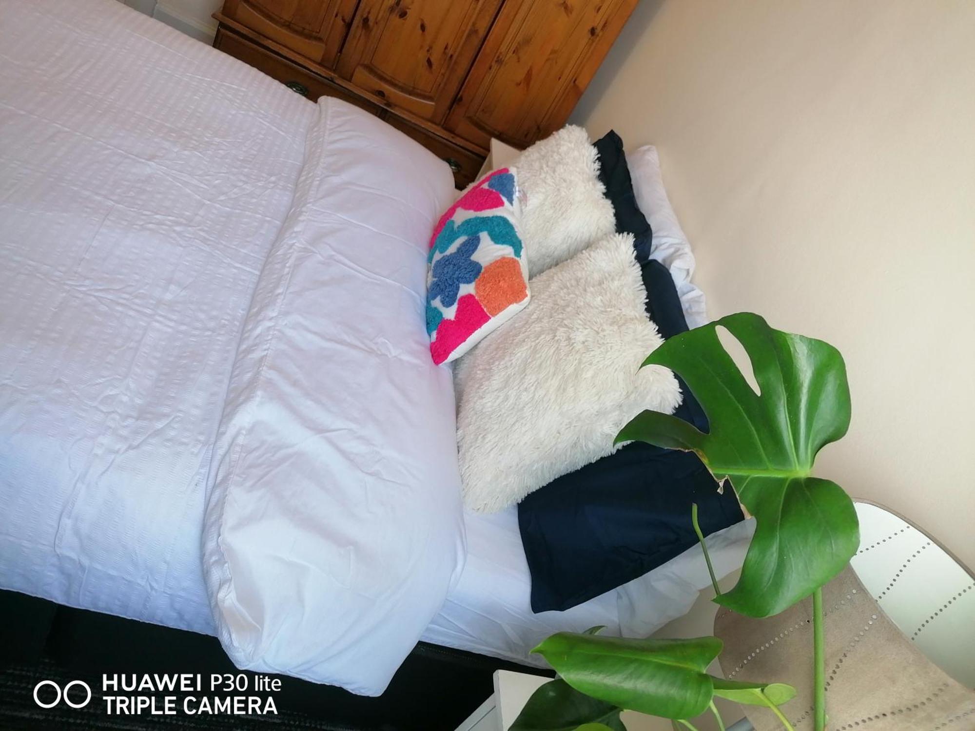 Edinburgh City Center Haymarket Double Room Kültér fotó